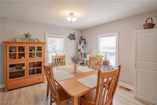 247 S Hickin Street, Rittman, OH 44270