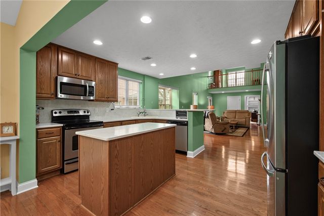 3012 Laura Ln, Cecil, PA 15055