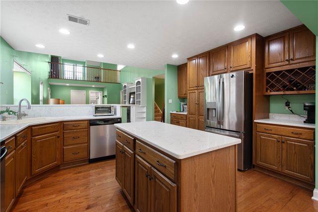 3012 Laura Ln, Cecil, PA 15055