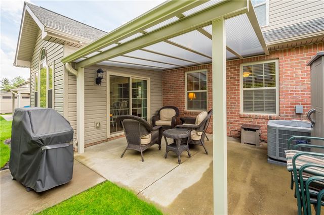 3012 Laura Ln, Cecil, PA 15055