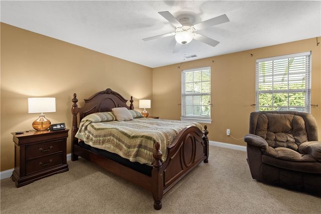 3012 Laura Ln, Cecil, PA 15055