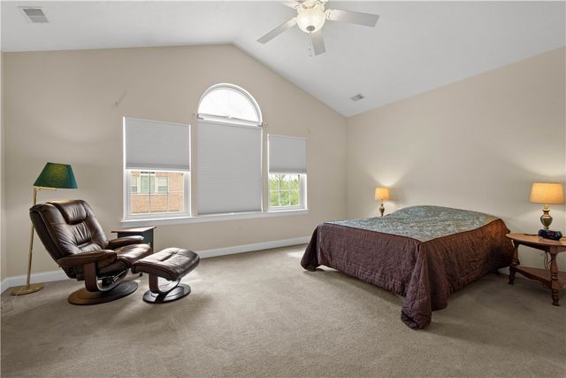 3012 Laura Ln, Cecil, PA 15055