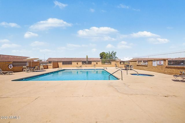 408 W PONTIAC Drive 6, Phoenix, AZ 85027