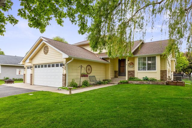 18198 Hudson Street NW, Elk River, MN 55330