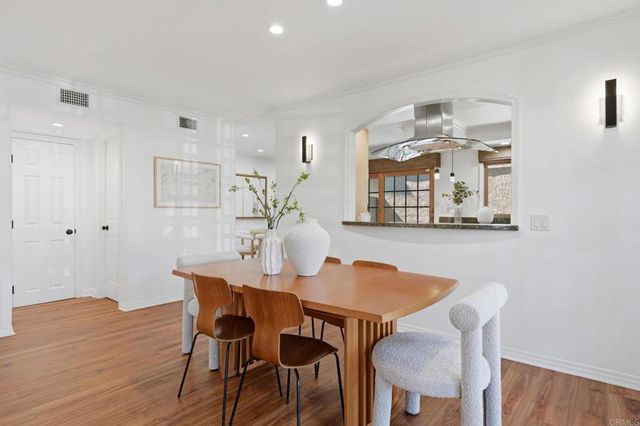 1733 Gentle Breeze Lane, Encinitas, CA 92024