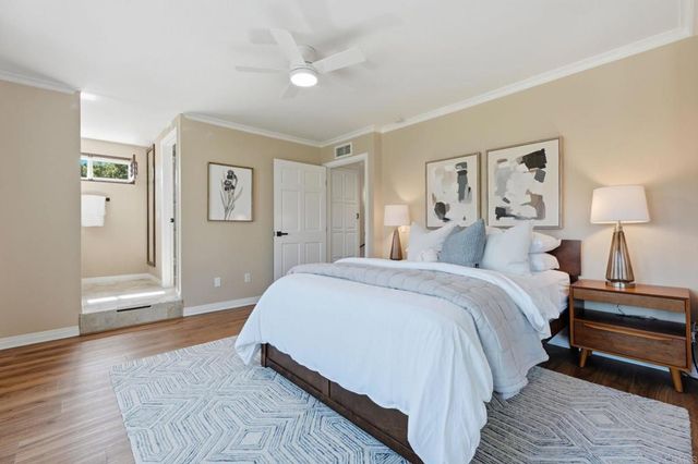 1733 Gentle Breeze Lane, Encinitas, CA 92024