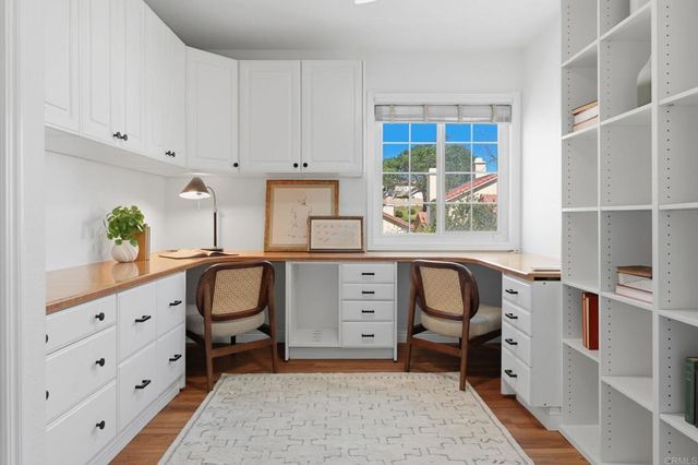 1733 Gentle Breeze Lane, Encinitas, CA 92024