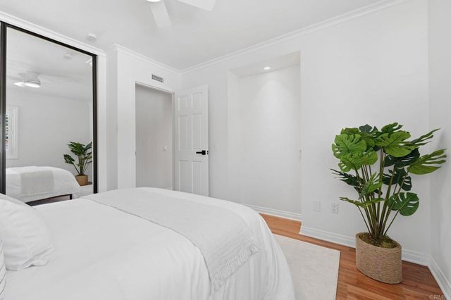 1733 Gentle Breeze Lane, Encinitas, CA 92024