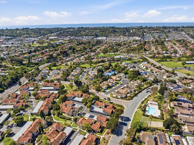 1733 Gentle Breeze Lane, Encinitas, CA 92024