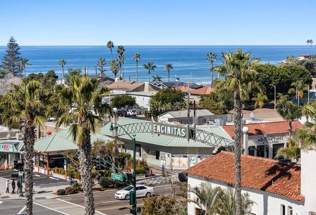 1733 Gentle Breeze Lane, Encinitas, CA 92024