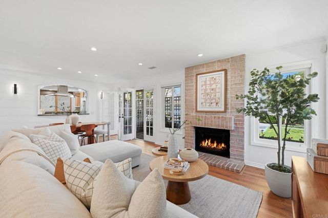 1733 Gentle Breeze Lane, Encinitas, CA 92024