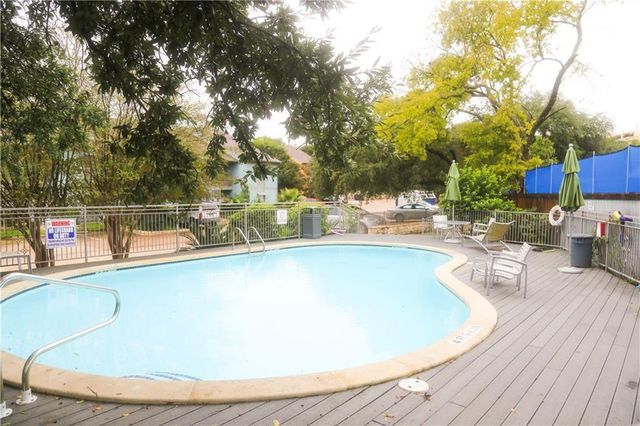 3204 Menchaca RD 204, Austin, TX 78704