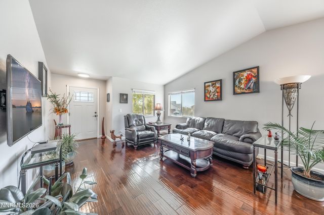 956 Ranchview Circle, Carson City, NV 89705
