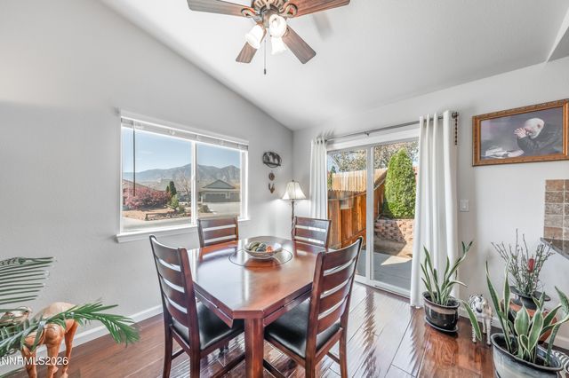 956 Ranchview Circle, Carson City, NV 89705