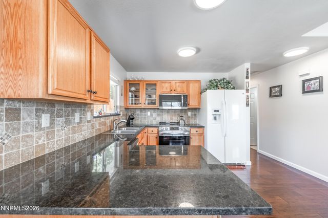 956 Ranchview Circle, Carson City, NV 89705