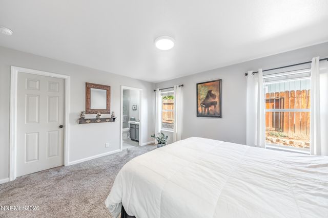 956 Ranchview Circle, Carson City, NV 89705