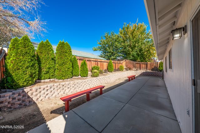 956 Ranchview Circle, Carson City, NV 89705