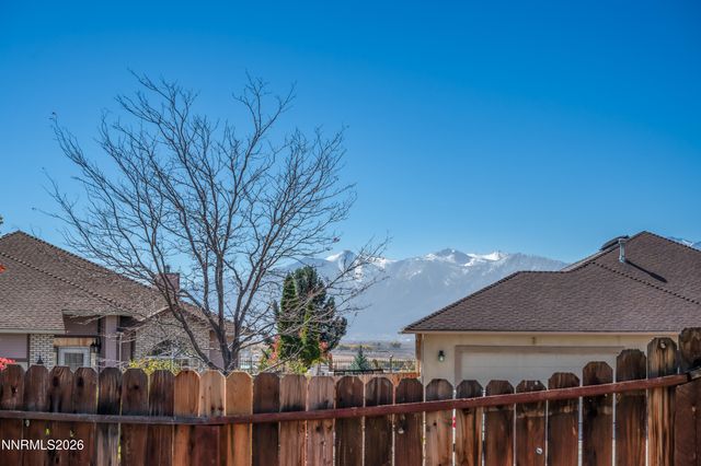 956 Ranchview Circle, Carson City, NV 89705