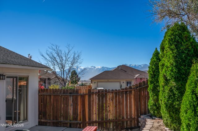 956 Ranchview Circle, Carson City, NV 89705