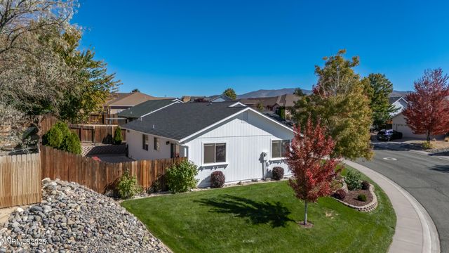 956 Ranchview Circle, Carson City, NV 89705