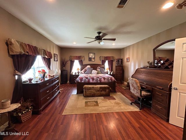 447 Russell Avenue, Long Beach, MS 39560