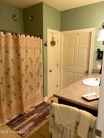 447 Russell Avenue, Long Beach, MS 39560