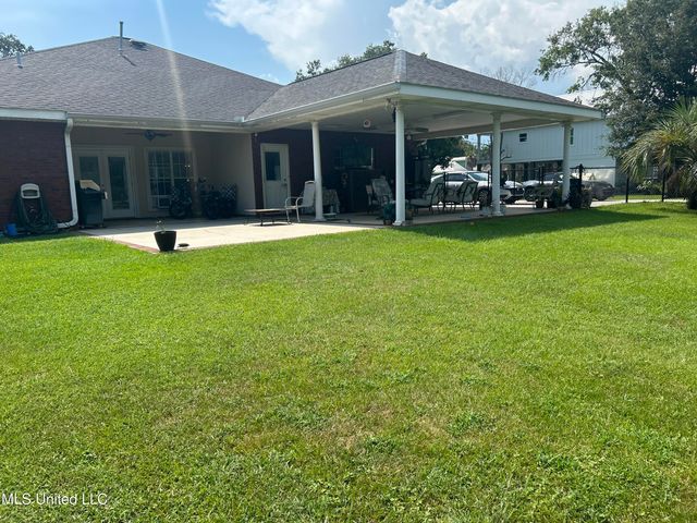 447 Russell Avenue, Long Beach, MS 39560
