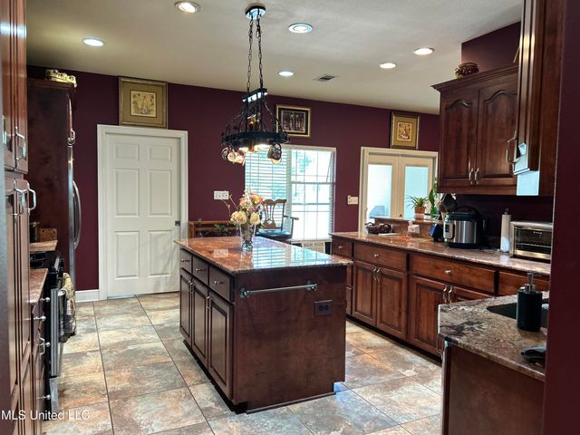 447 Russell Avenue, Long Beach, MS 39560