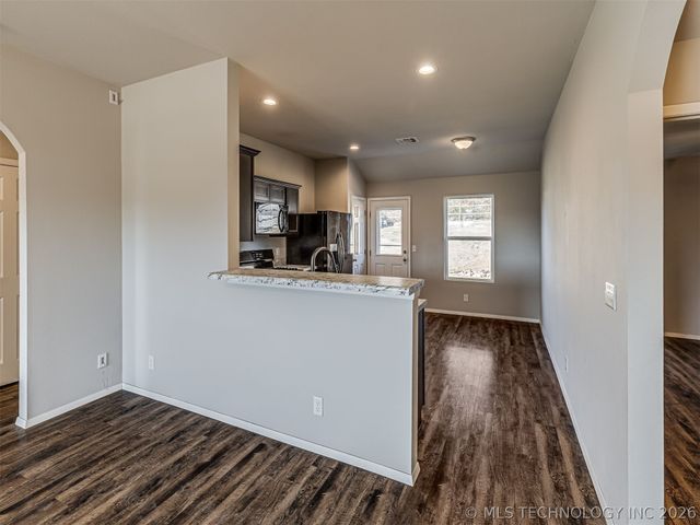 14852 S 274th East Avenue, Coweta, OK 74429