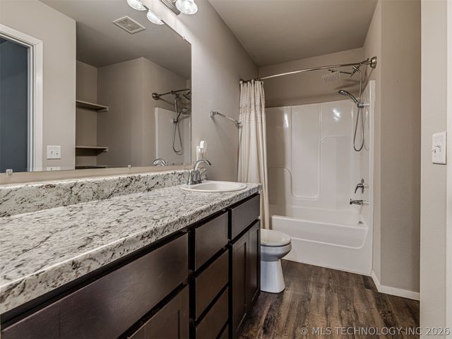 14852 S 274th East Avenue, Coweta, OK 74429