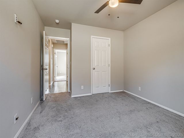 14852 S 274th East Avenue, Coweta, OK 74429