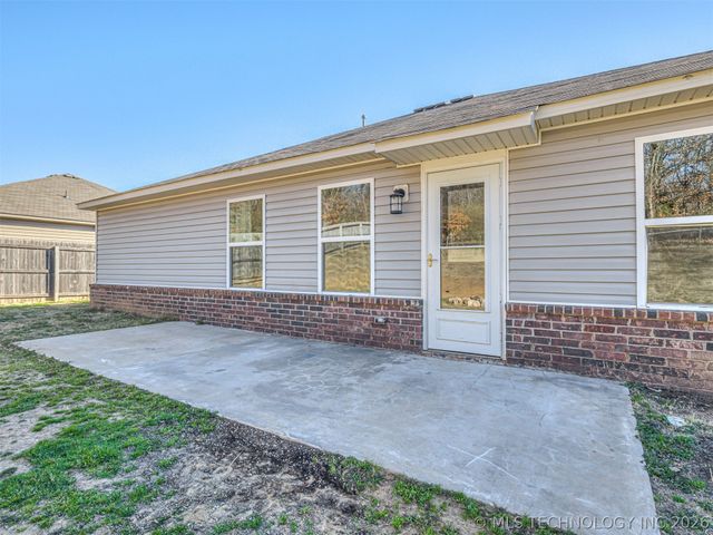 14852 S 274th East Avenue, Coweta, OK 74429