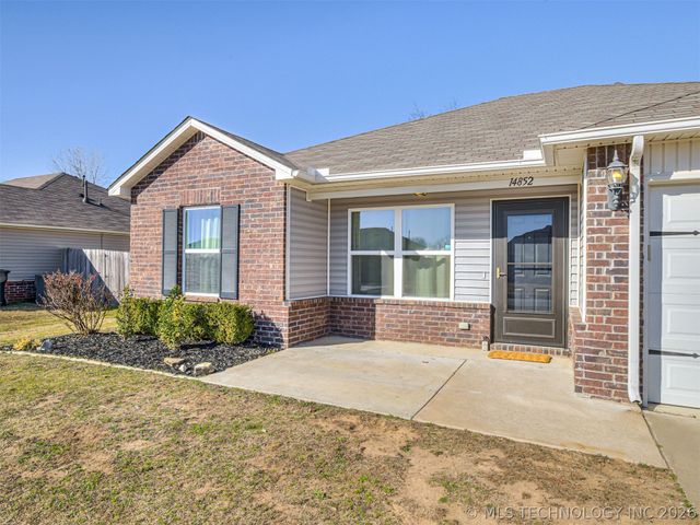 14852 S 274th East Avenue, Coweta, OK 74429