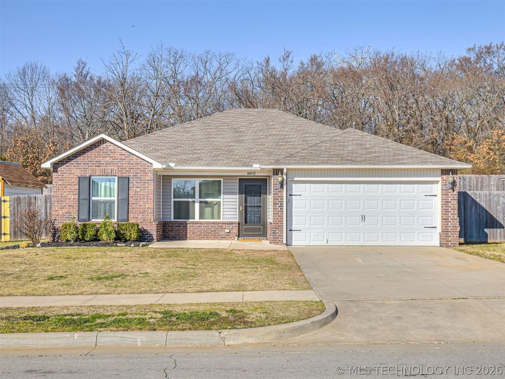 14852 S 274th East Avenue, Coweta, OK 74429