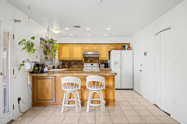 10049 N 47TH Avenue, Glendale, AZ 85302