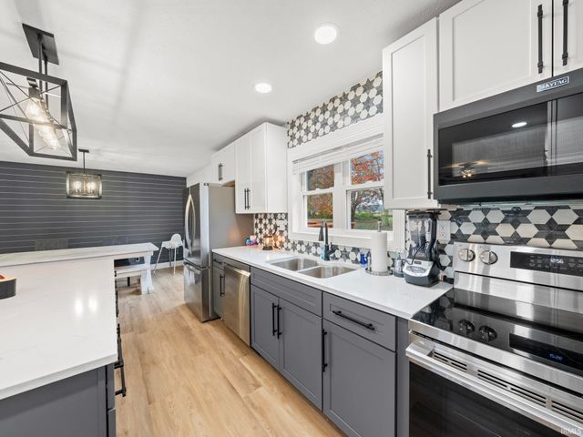 1477 Yockey Road, Mitchell, IN 47446