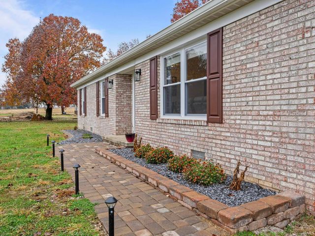 1477 Yockey Road, Mitchell, IN 47446