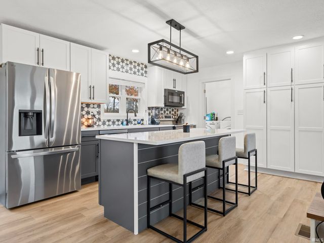 1477 Yockey Road, Mitchell, IN 47446