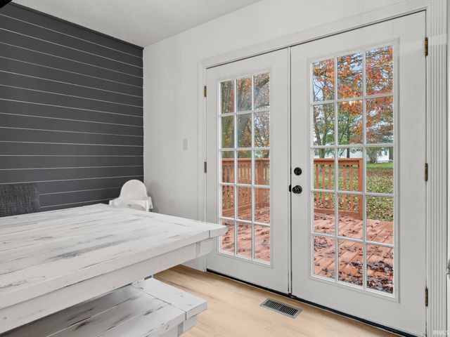 1477 Yockey Road, Mitchell, IN 47446