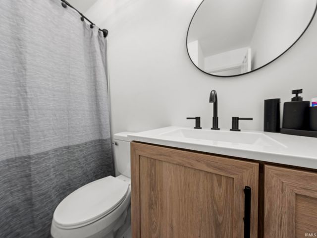 1477 Yockey Road, Mitchell, IN 47446