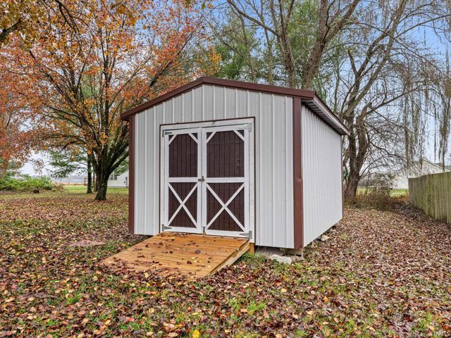 1477 Yockey Road, Mitchell, IN 47446