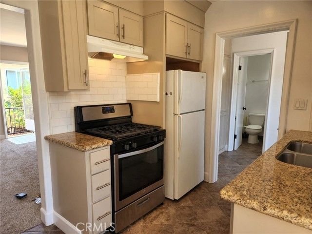 118 Whiting Street 3, El Segundo, CA 90245