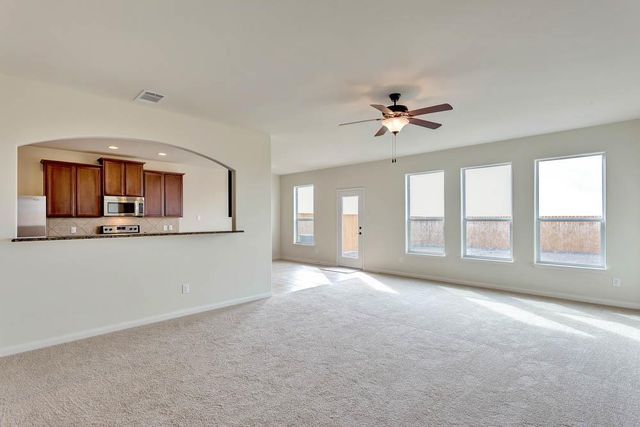 1673 Breanna LN, Kyle, TX 78640