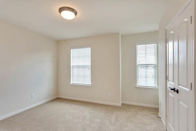 1673 Breanna LN, Kyle, TX 78640
