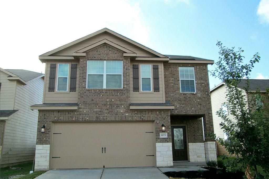1673 Breanna LN, Kyle, TX 78640