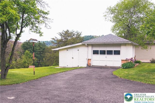 13 Craig Road, East Penn Twp, PA 18235