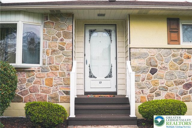 13 Craig Road, East Penn Twp, PA 18235