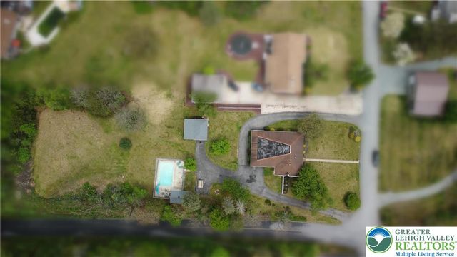 13 Craig Road, East Penn Twp, PA 18235