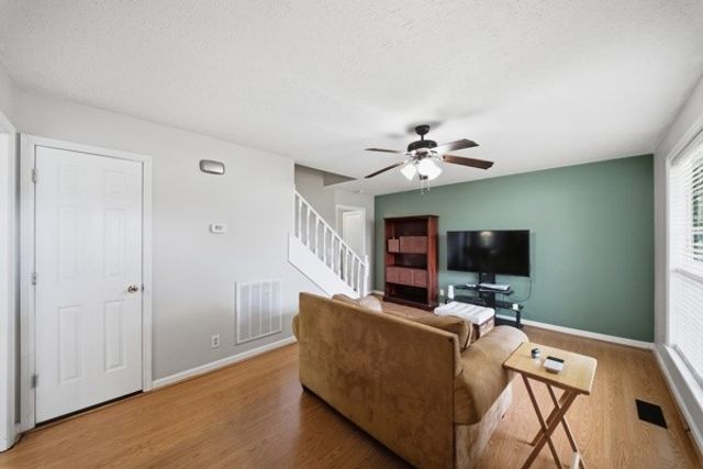 3043 Easy Goer Ln, Greenbrier, TN 37073