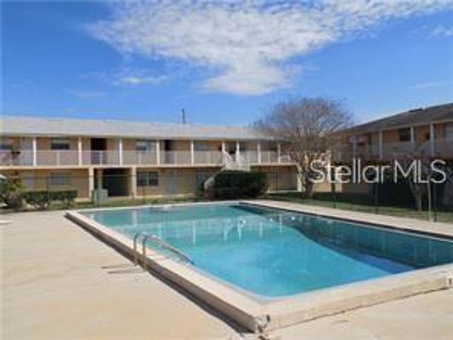 1400 EUDORA ROAD B19, Mount Dora, FL 32757